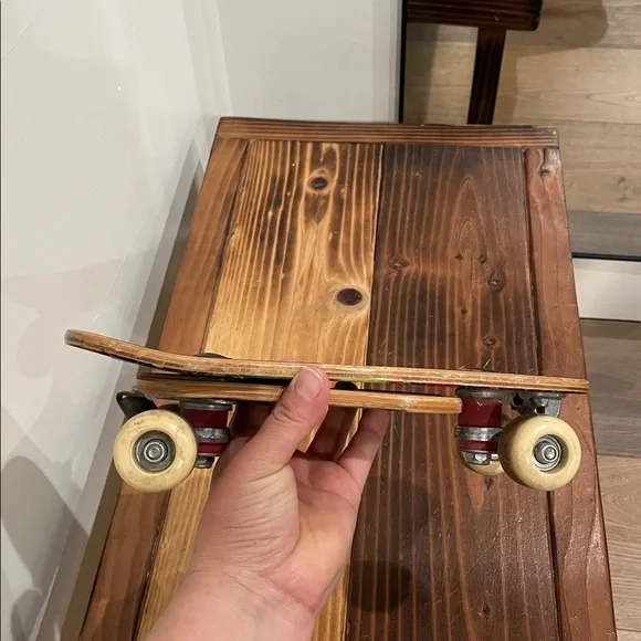 Rat Tailz Vintage Mini Rideable Skateboard Flip Out Tail Stale Fish - Picture 10 of 11